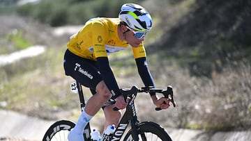 LOPERA, SPAIN - FEBRUARY 20: Ivan Romeo of Spain and Team Movistar - Yellow leader jersey competes during the 72nd Vuelta a Andalucia Ruta Ciclista Del Sol 2026, Stage 3 a 180.9km stage from Jaen to Lopera on February 20, 2026 in Jaen, Spain. (Photo by Szymon Gruchalski/Getty Images)