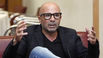 Sampaoli: "Sólo falta que se desvincule el técnico anterior"