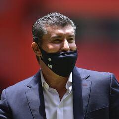 Chepo de la Torre: "Tendría que tomar un curso intensivo para dirigir en femenil"