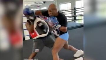 La cara del entrenador es un poema: la nueva secuencia de Tyson que te dejará boquiabierto