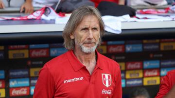 Antonio Gareca during the friendly match between Peru and New Zeland, played at the RCDE Stadium, in Barcelona, on 05th June 2022. (Photo by Joan Valls/Urbanandsport /NurPhoto via Getty Images)