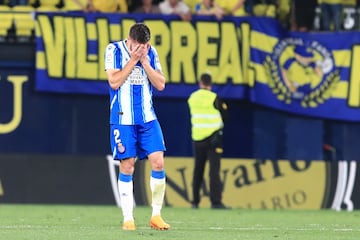 Óscar Gil llora, desconsolado, en Vila-real.