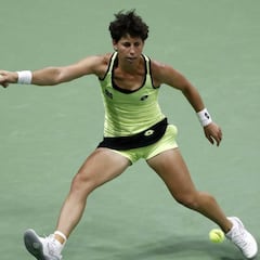 Carla Suárez, lesionada en el hombro, no estará ante Francia