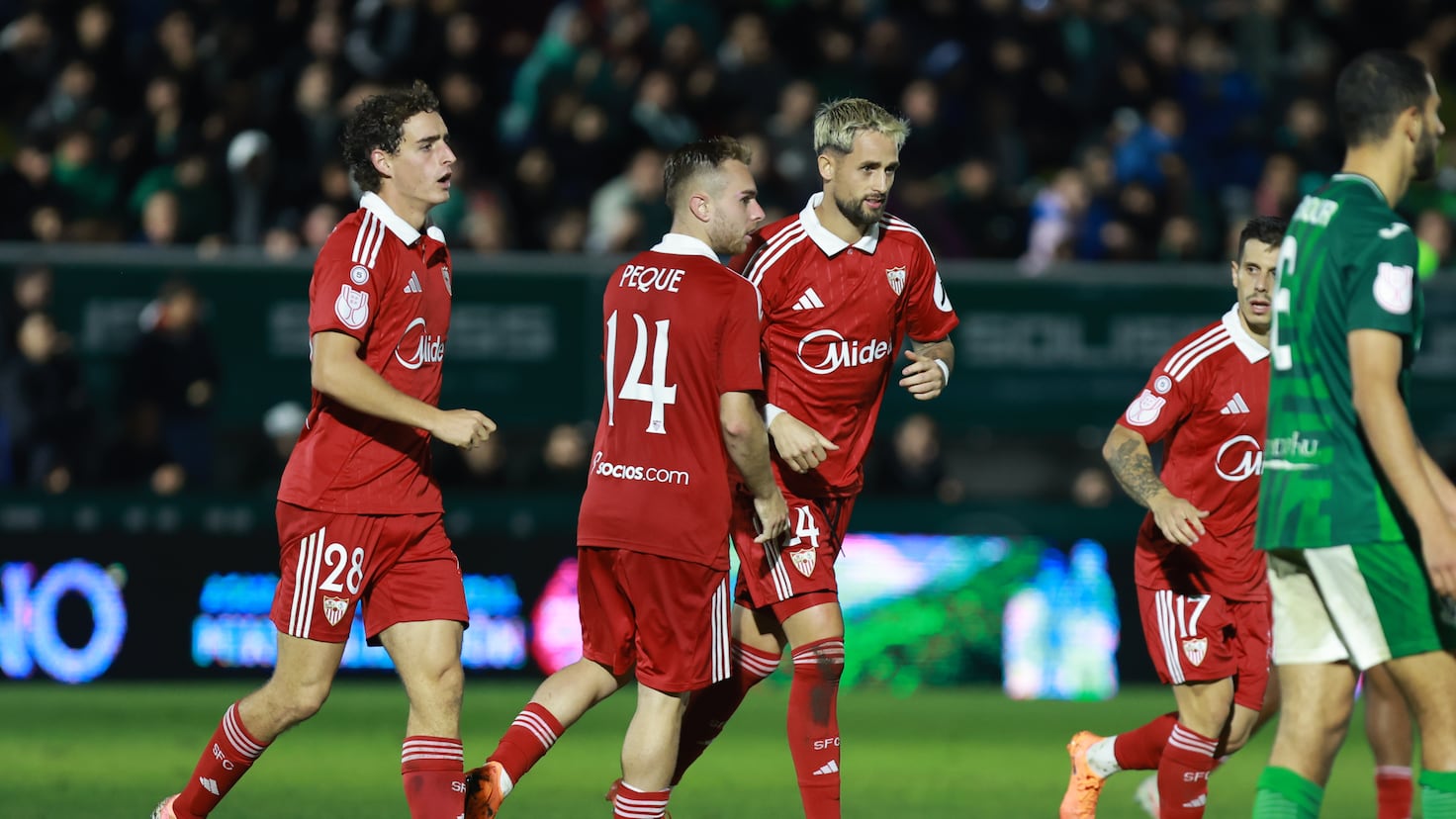 Januzaj acaba com o sonho de curta duração do jogador do Sevilla, Brunet Januzaj acaba com o sonho de curta duração do jogador do Sevilla, Brunet