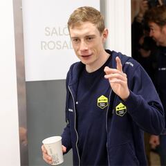 Los padres de Vingegaard: “Está siendo un infierno, aún no hemos podido hablar con él”