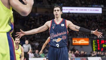 Lucas Vildoza, base argentino del Kirolbet Baskonia, durante un partido contra el Barcelona.