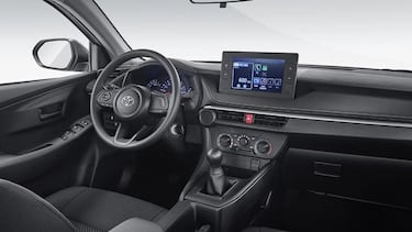 Toyota Yaris Sedán Híbrido 2026: Análisis, precios y opinión en México