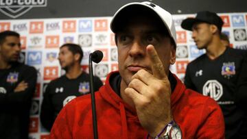 Futbol, conferencia de prensa de Pablo Guede
El entrenador de Colo Colo Pablo Guede habla a los medios de comunicacion durante una conferencia de prensa en el estadio Monumental de Santiago, Chile.
06/04/2018
Andres Pina/Photosport
Football, Pablo G