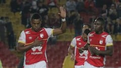 Gustavo Costas viaja con ocho jugadores rumbo a Chile