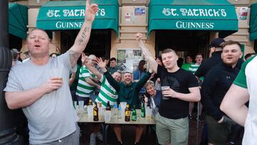 Aficionados del Celtic, ayer en Valencia.