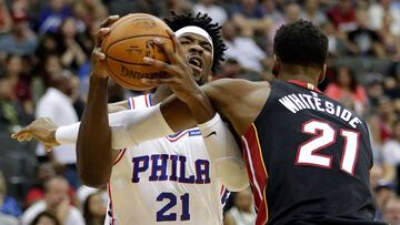 Joel Embiid y Hassan Whiteside.