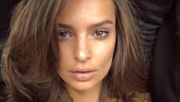 Emily Ratajkowski sorprende con un cambio de look con trampa.