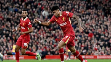 Arne Slot le da una nueva posición a Luis Díaz en el campo