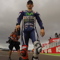Lorenzo: "Estas dos caídas no hubiesen sucedido en 2015"