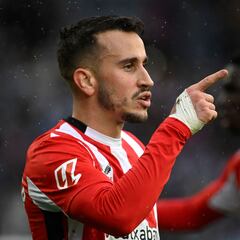 Tres encapuchados asaltan el domicilio de Álex Berenguer: le apuntaron con una pistola