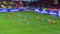 El gran gol del 'Oreja' Flores tras pase de Millar que sacó aplausos