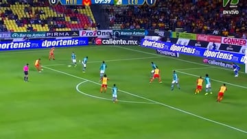 El gran gol del 'Oreja' Flores tras pase de Millar que sacó aplausos