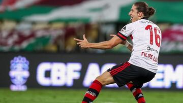 Filipe Luis, ex del Atlético, celebra un gol con Flamengo