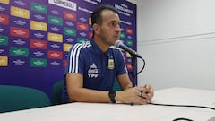 Batista: "Esto es para el fútbol juvenil de Argentina"