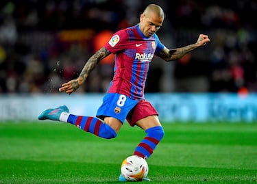 Equipos: Sevilla y Barcelona | Partidos: 436 | Minutos jugados: 39.125