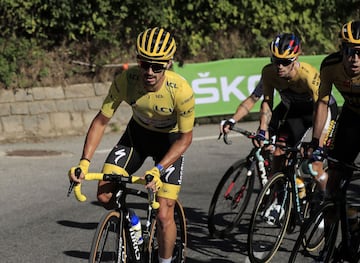 La etapa 4 del Tour de Francia terminó con un final emocionante en alta montaña. El corredor del Jumbo-Visma, Primoz Roglic, se impuso en los últimos metros. Nairo Quintana fue el mejor colombiano al terminar cuarto. Miguel Ángel López fue sexto y Egan Bernal séptimo 