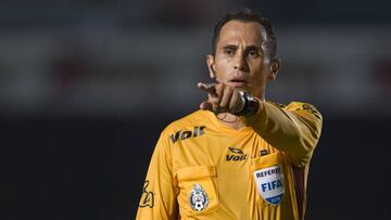 El central no ha dejado buenos comentarios en su duelo Puebla vs América, en el cual marcó un penal que para los expertos era inexistente.