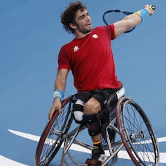 Daniel Caverzaschi hace historia y jugará en Roland Garros