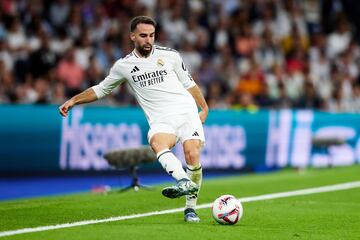 Líder donde los haya. Dani Carvajal ha firmado la que podría considerarse mejor temporada de su carrera. Como uno de los capitanes del Real Madrid y de la Selección española, ha conseguido su sexta Champions y su primera Eurocopa. Su buen trabajo en defensa y sus desbordes por la banda le han colocado como uno de los mejores laterales derechos de la historia desde su debut con la entidad madridista en 2013.