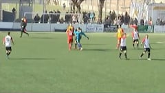 ¡Arquero agredió a un árbitro por anularle un gol en los descuentos!