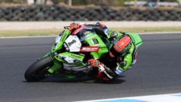 Tom Sykes en el segundo d&iacute;a de test en Phillip Island.