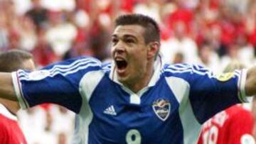 <strong>SU MAYOR HITO.</strong> El mayor hito de la carrera de Savo Milosevic es la consecución de la ''Bota de Oro'' de máximo goleador que consiguió en la Eurocopa 2000 celebrada en Bélgica y Holanda.