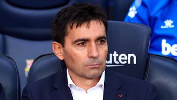 El Alavés busca sustituto para Asier Garitano