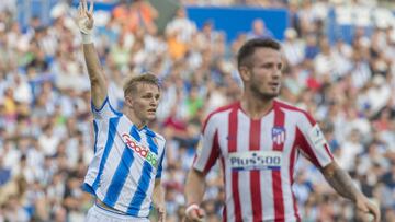 Odegaard y Monreal fueron los art&iacute;fices de la victoria de la Real Sociedad en San Sebasti&aacute;n sobre Atl&eacute;tico Madrid. Jan Oblak sali&oacute; lesionado.