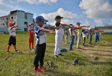 Al igual que pasa con el boxeo, las malas instalaciones en las ciudades cubanas hacen que la práctica de este deporte cada vez sea una tarea más ardua de desarrollar.