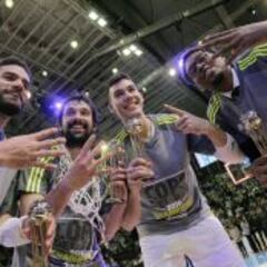 De los tres títulos seguidos al récord de longevidad de Reyes