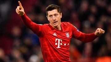 Lewandowski celebra su gol ante Olympiacos.