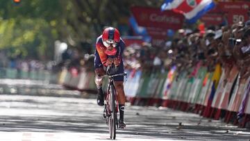 Team Ineos' Colombian rider Egan Bernal competes in the stage 10 of the 2023 La Vuelta cycling tour of Spain, a 25,8 km individual time trial in Valladolid, on September 5, 2023. (Photo by CESAR MANSO / AFP)