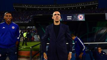Vicente Sanchez head coach of Cruz Azul during the final leg match between Cruz Azul and Vancouver Whitecaps as part of the CONCACAF Champions Cup 2025, at Olimpico Universitario Stadium on June 01, 2025 in Mexico City, Mexico.