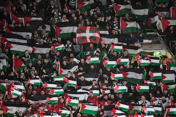 Celtic fans, in their game against Atlético Madrid, were the latest group to show their support for Palestine.