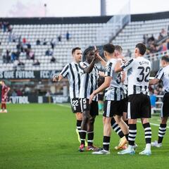 Luna rompió la sequía del Cartagonova