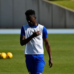 Baba es operado con éxito de la rodilla