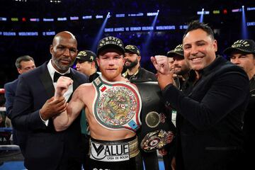 'Canelo' Álvarez festejó su triunfo sobre Gennady Golovkin