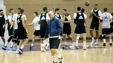 Pablo Laso, en un entrenamiento del Madrid.