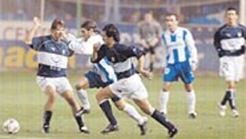 <b>TABLAS</B>. El Alavés y el Tenerife no supieron aprovechar sus ocasiones y empataron a cero.