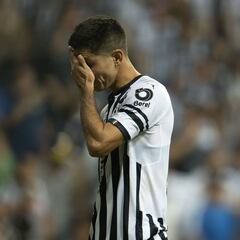 Se traba negociación de Chivas por Jesús Molina