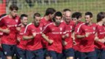 La plantilla del Athletic de Bilbao durante un entrenamiento.