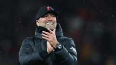 LIVERPOOL, ENGLAND - DECEMBER 11: Jurgen Klopp, Manager of Liverpool applauds the fans following victory in the Premier League match between Liverpool and Aston Villa at Anfield on December 11, 2021 in Liverpool, England. (Photo by Clive Brunskill/Getty I