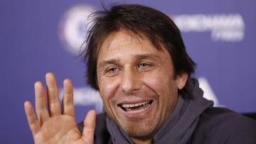 Conte: "Diego Costa se quiere quedar en el Chelsea"