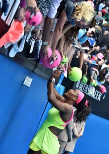 Serena Williams acabó con la sorpresiva campaña de Madison Keys para llegar a la final de Australia el jueves.