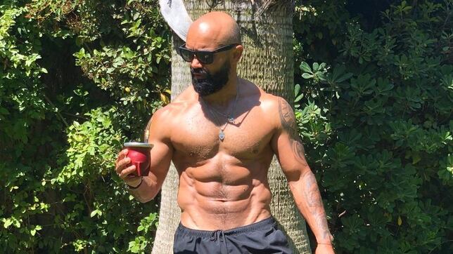 “Los jugadores de la U me han dicho que estoy mejor que ellos... Aquí hay cuidado y disciplina”